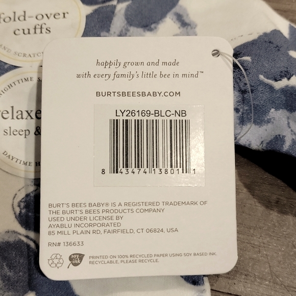 Burt's Bees Baby Newborn Blue Cloud Footed Pajama - Picture 4 of 4